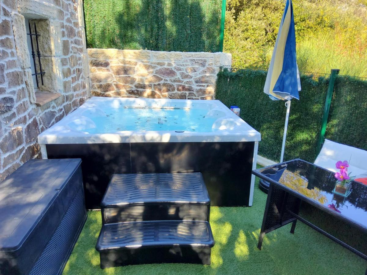 Studio Faillant Lorgues Spa Privatif Avec Superbe Piscine Экстерьер фото
